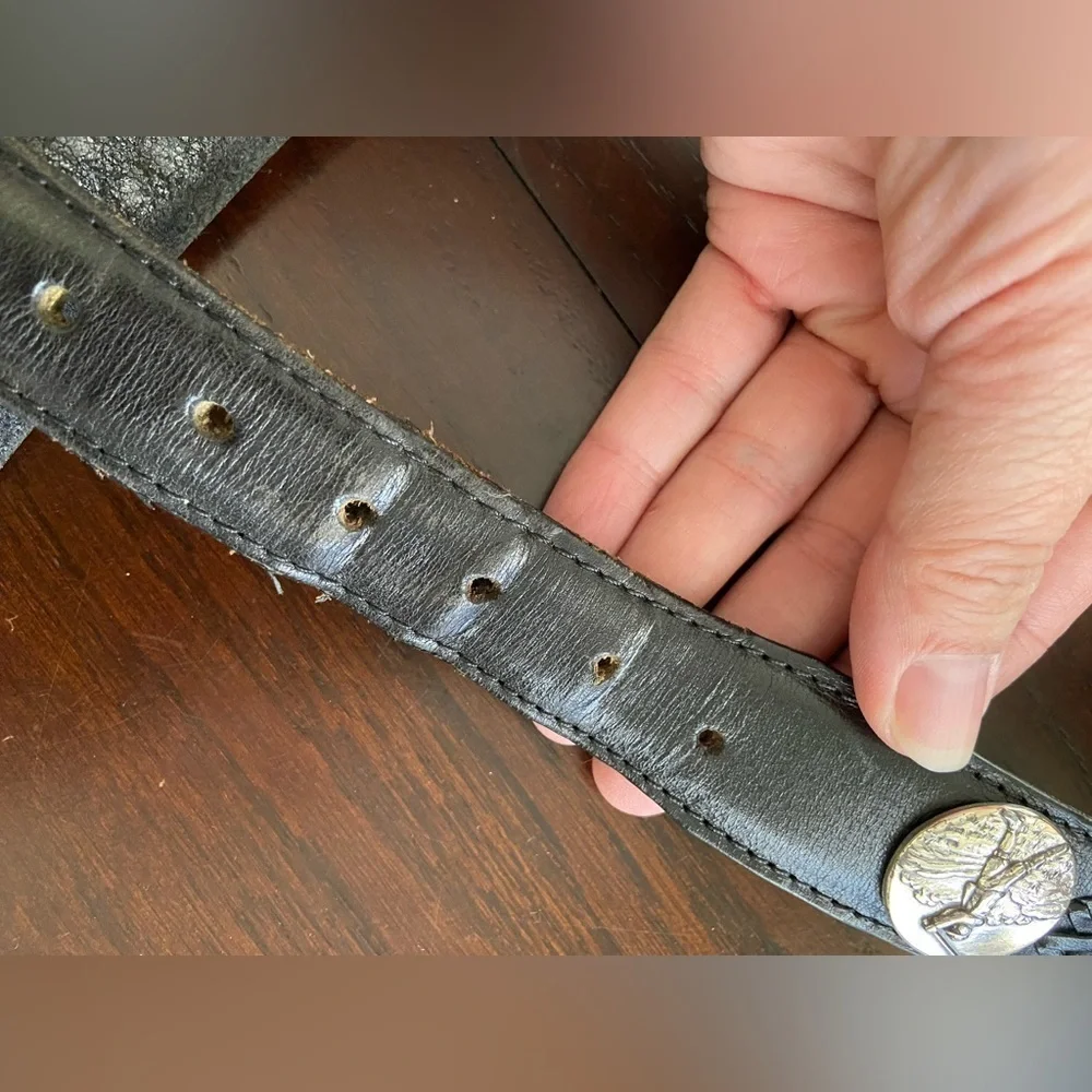 BRIGHTON Black leather LOGAN Onyx belt w/Silver Medallions Golf Scenes Mens 42